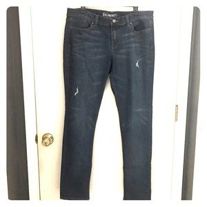 NY&Co Distressed Low rise skinny leg jeans